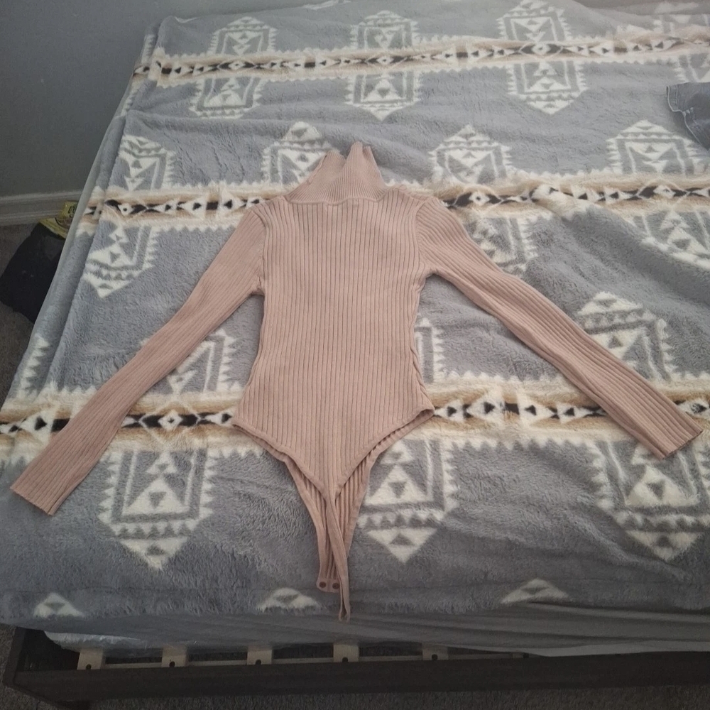 Ribbed Turtleneck Long-Sleeve Bodysuit - Nude